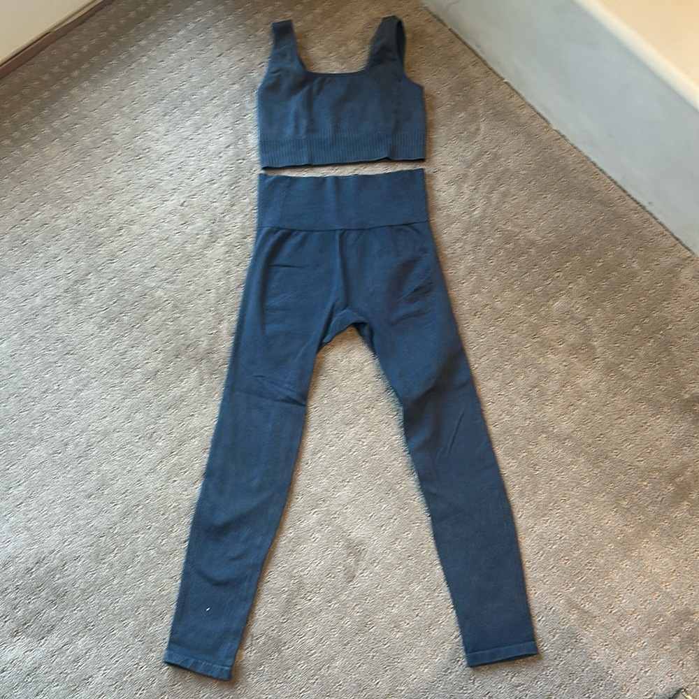Target Blue Compression Athletic Set. Sports bra & Leggings.